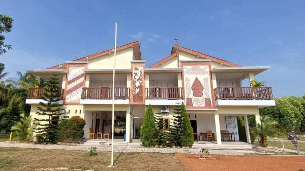 Kemujan Divers Dive Center